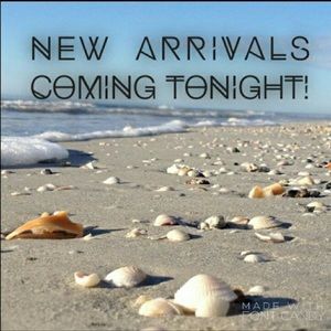 New listings!! Accepting all reasonable offers!😱